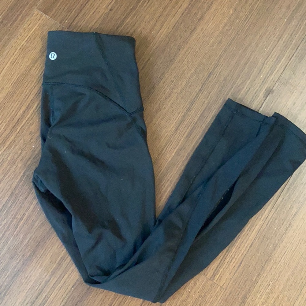 Lululemon leggings with side mesh